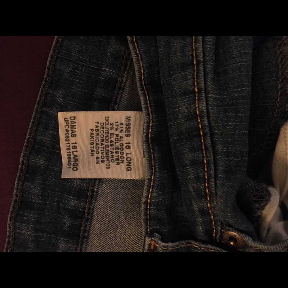 Levi Strauss & Co The Skinny Denim Jean - Picture 3 of 4
